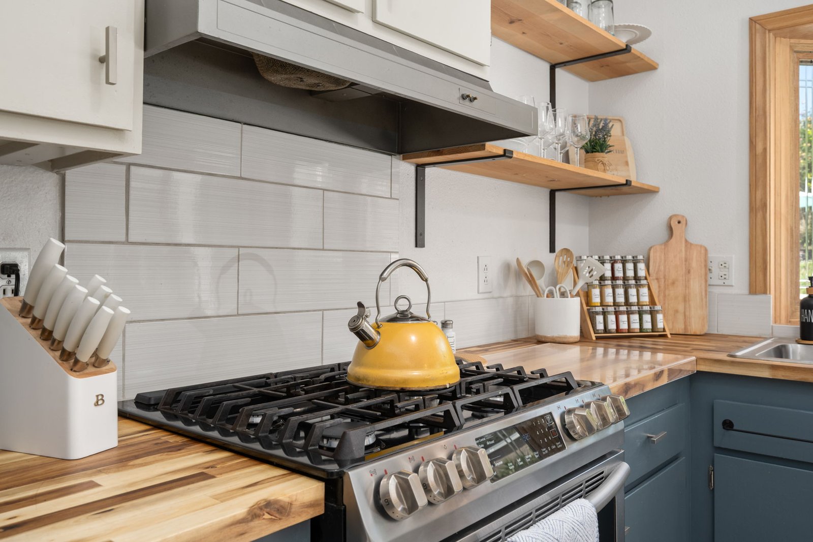 Detail photo set example