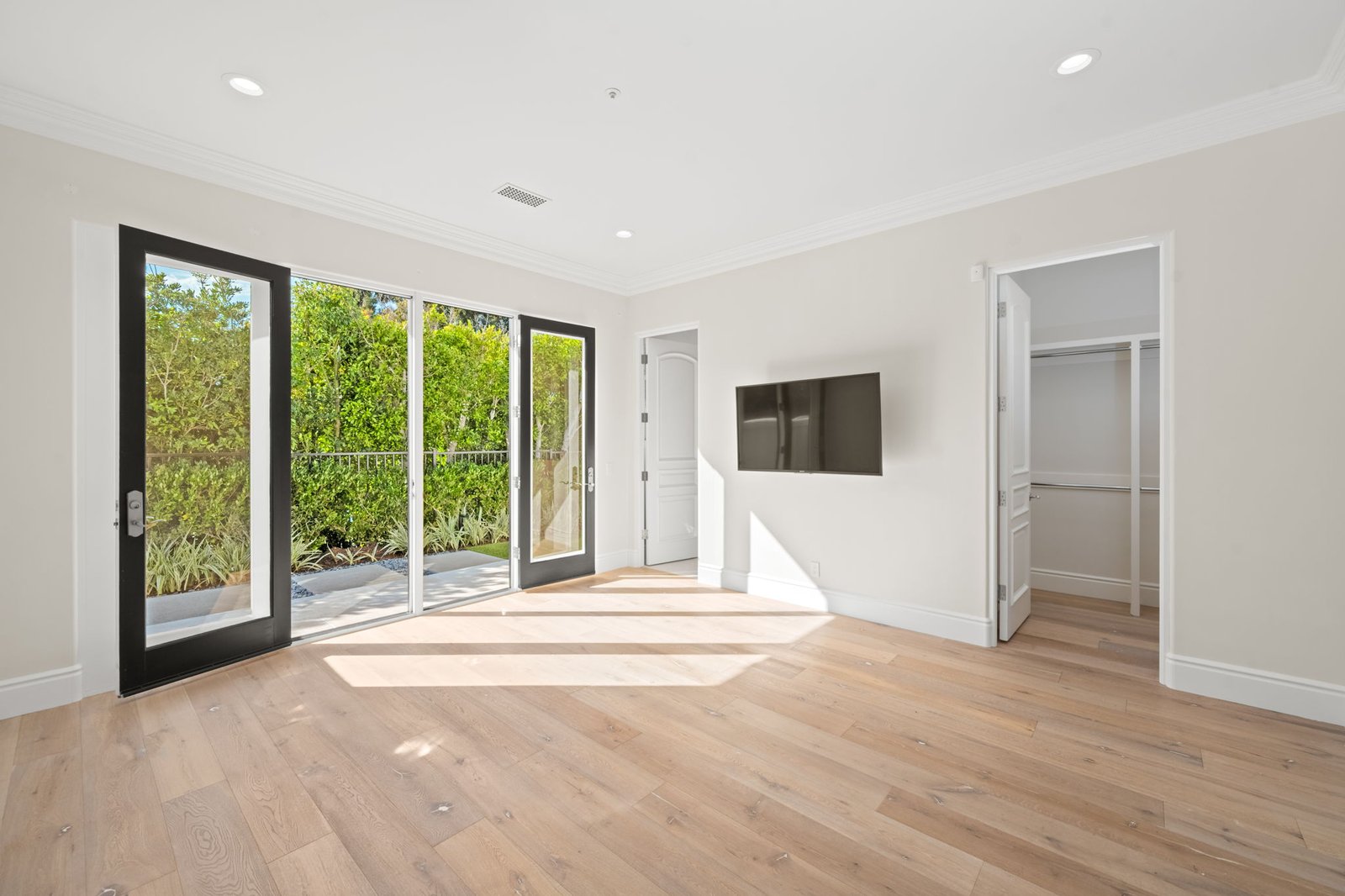 Twilight aerial photo of a luxury property in San Diego with pool