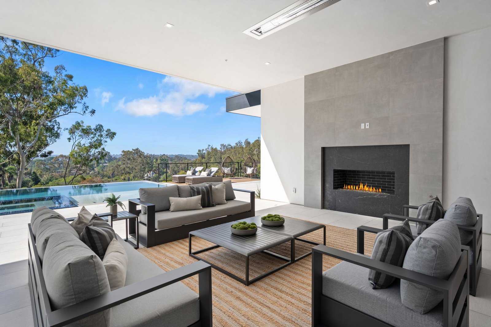 Real estate photography, bright dining room with natural light, San Diego