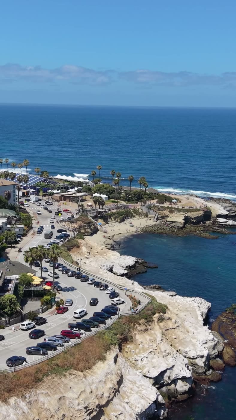 La Jolla Cove Aerial Drone Photo 7-1 (Vertical)