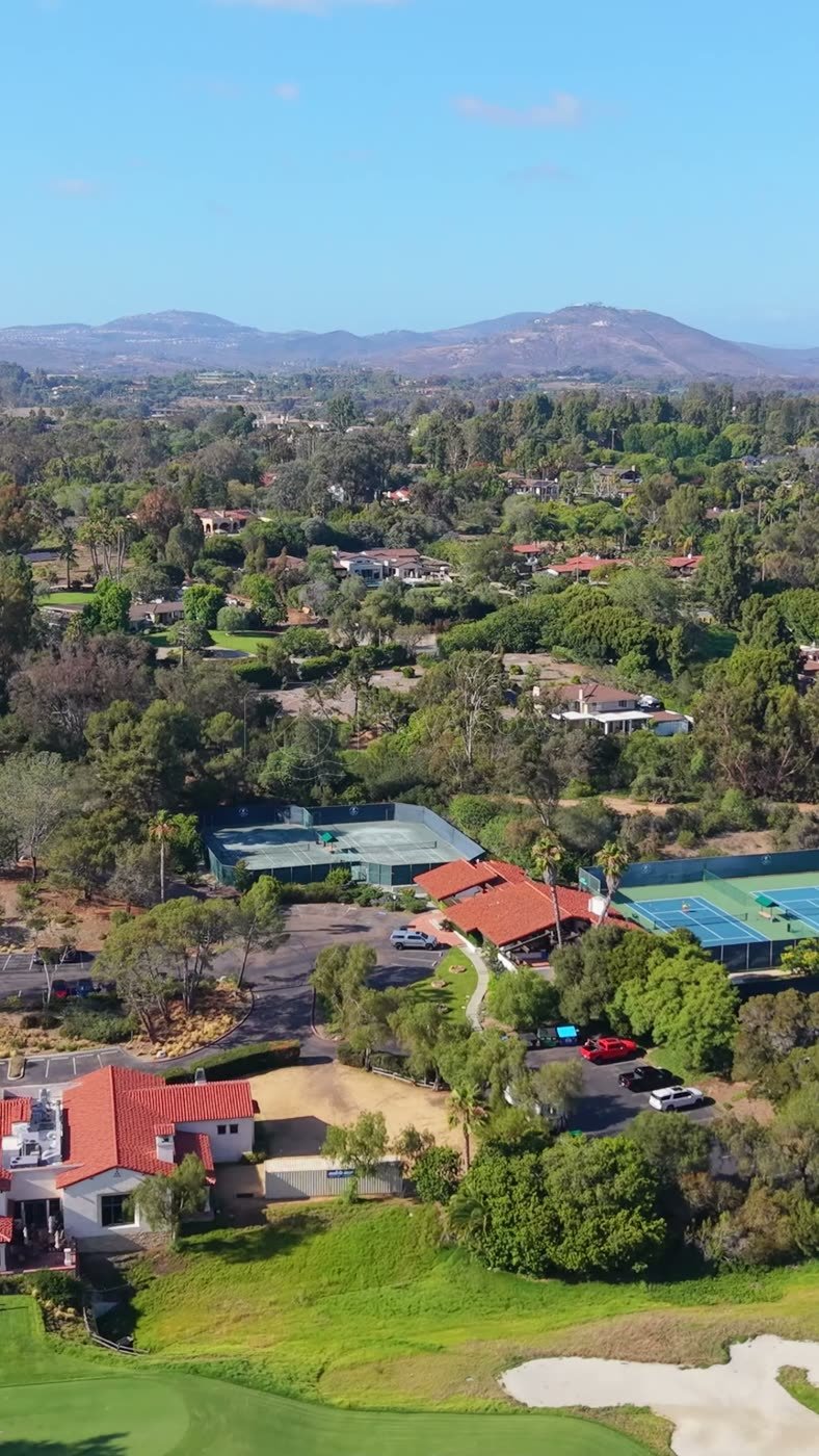 Rancho Santa Fe Aerial Drone Photo 20-1 (Vertical)