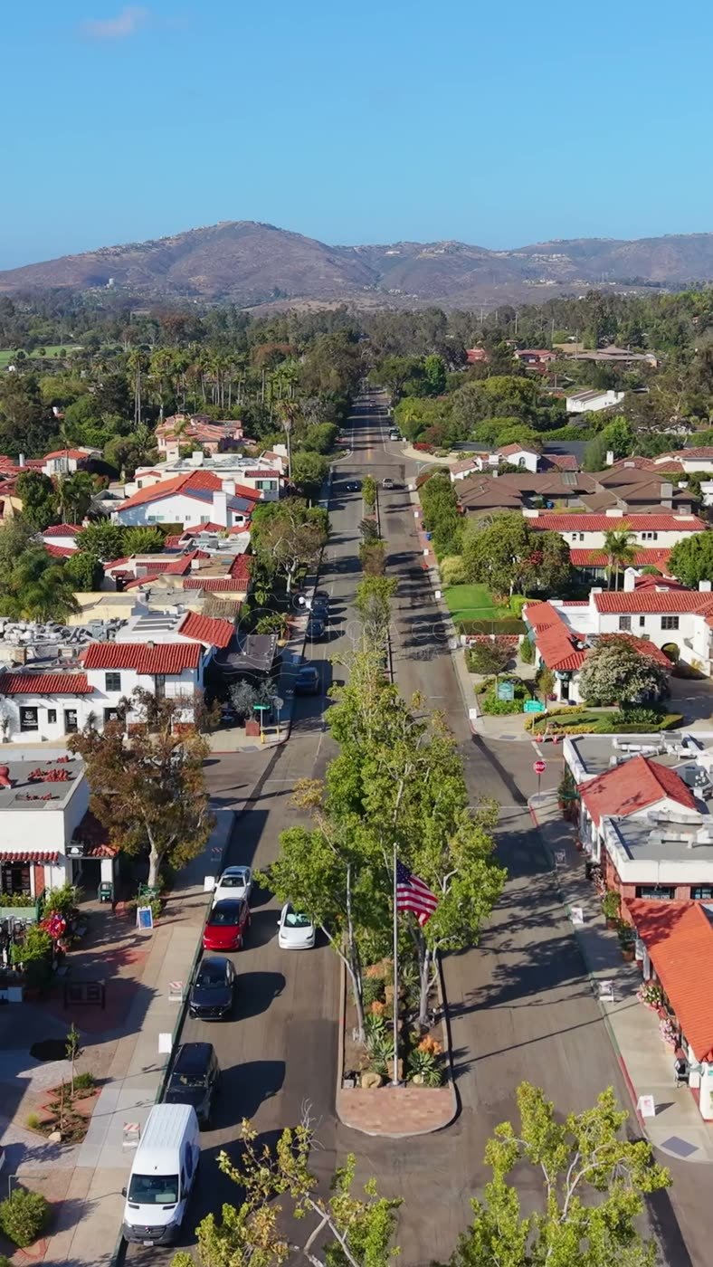 Rancho Santa Fe Aerial Drone Photo 24-1 (Vertical)