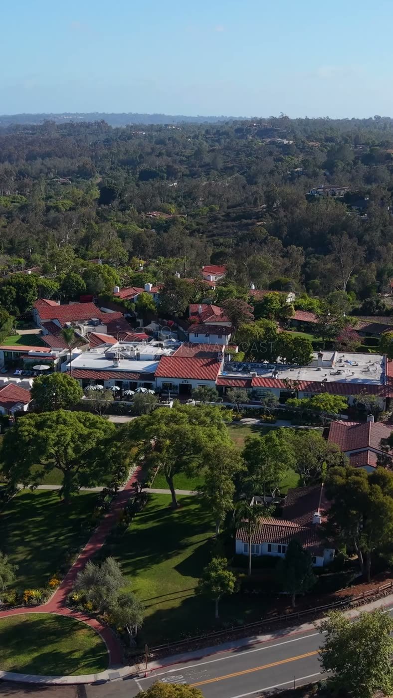 Rancho Santa Fe Aerial Drone Photo 26-1 (Vertical)