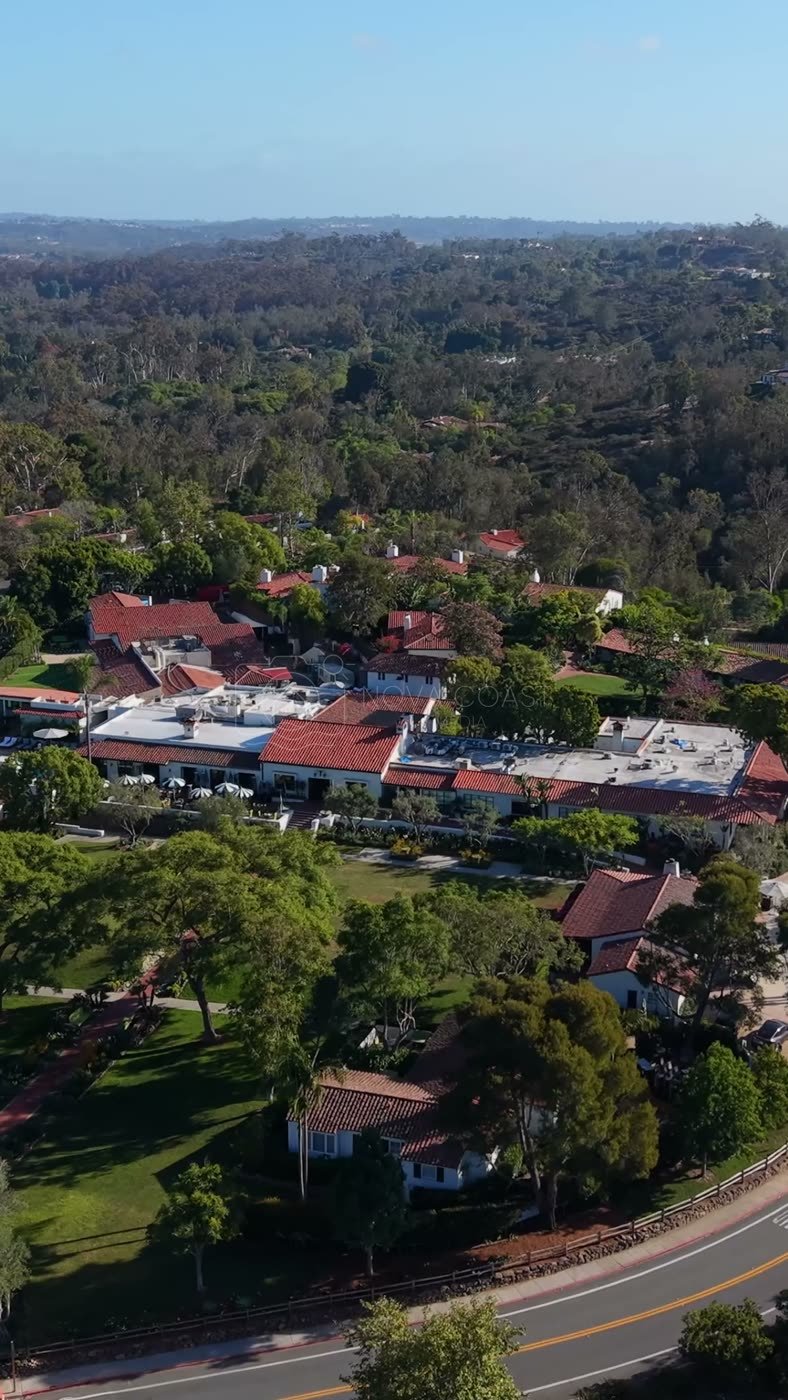 Rancho Santa Fe Aerial Drone Photo 26-2 (Vertical)