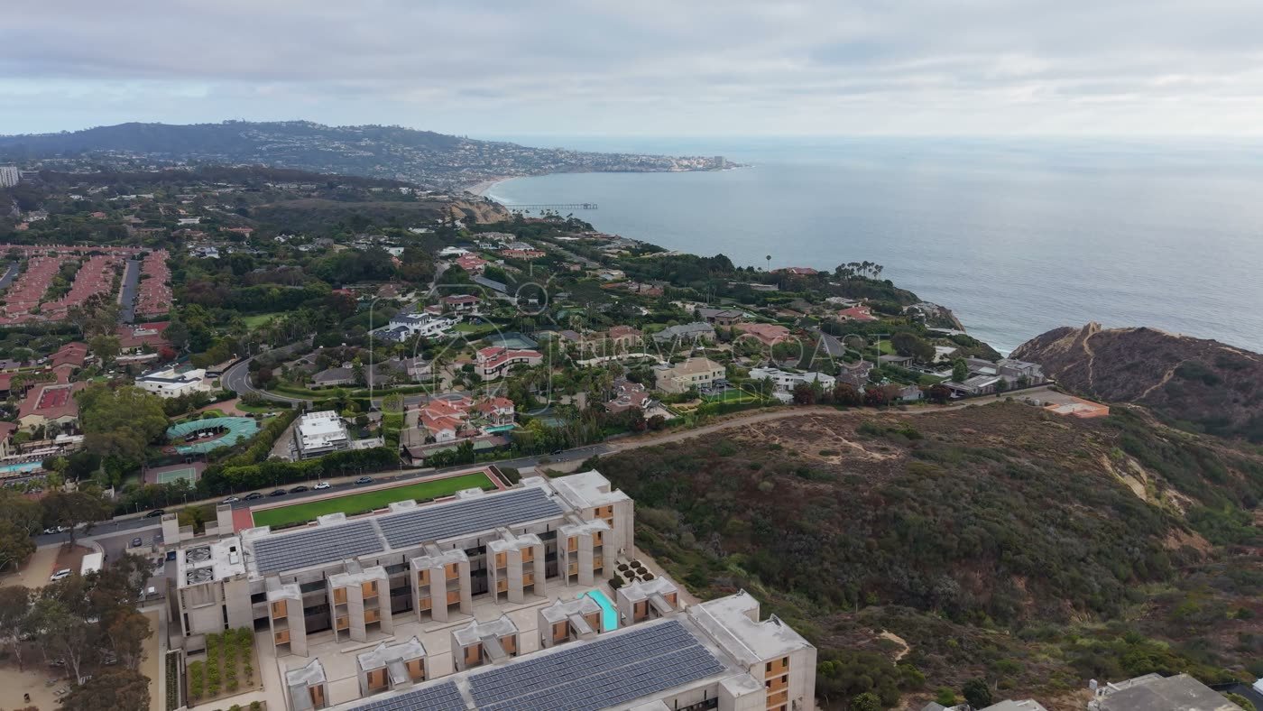 Salk Institute and La Jolla Farms Estates Along the Pacific Bluffs – Elevated Perspective