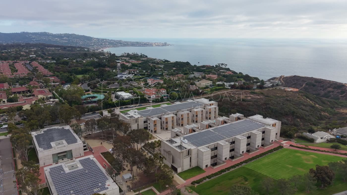 Salk Institute and La Jolla Farms Estates Along the Pacific Bluffs – High-Angle Panorama