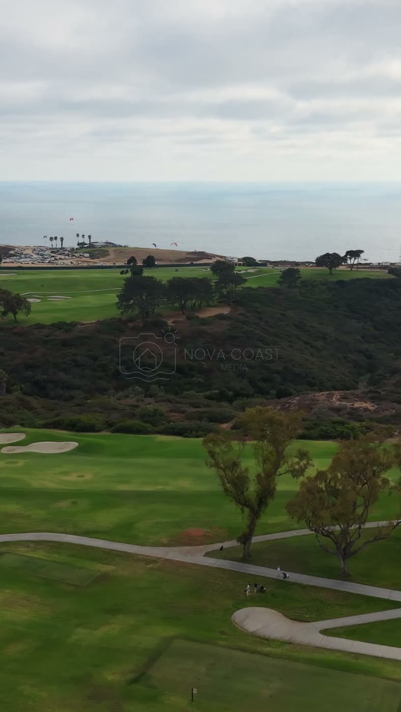 Torrey Pines Course and the Coastal Headland Under Soft Overcast – Wide Establishing Frame (Vertical)