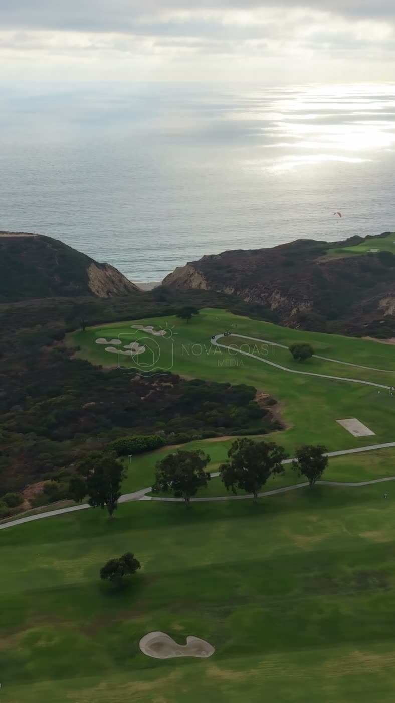 Clifftop Fairways of Torrey Pines Overlooking the Sunlit Pacific – Golden Hour Frame (Vertical)