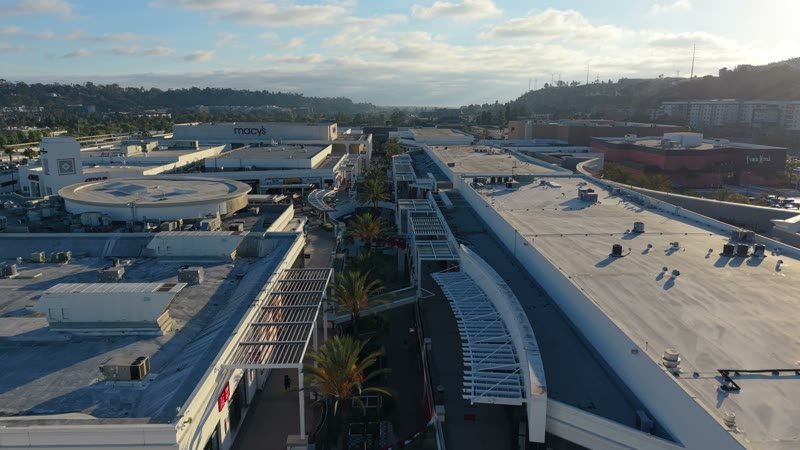 Open-Air Promenade Between Macy’s and Neiman Marcus at Fashion Valley – Elevated Perspective
