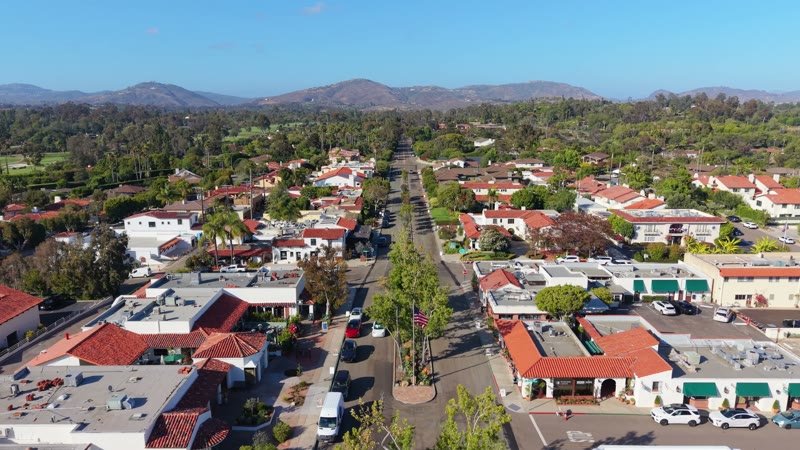 Rancho Santa Fe Aerial Drone Photo 24-1