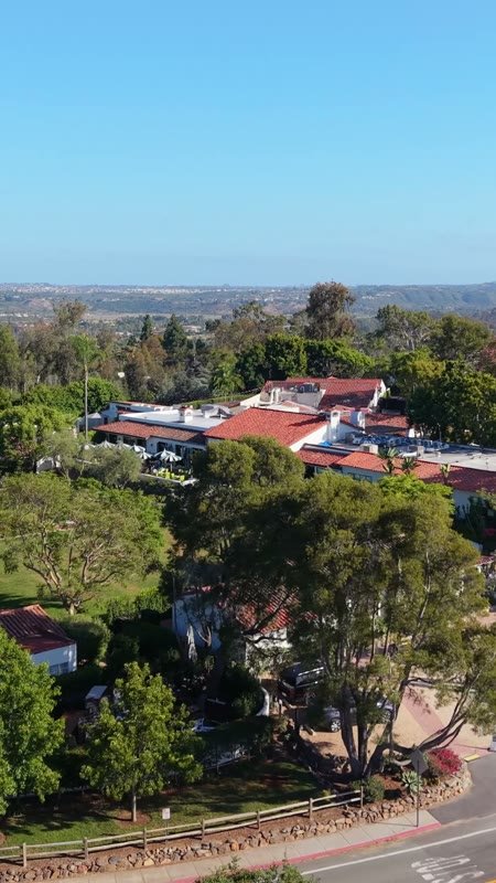 Rancho Santa Fe Aerial Drone Photo 22-1 (Vertical)