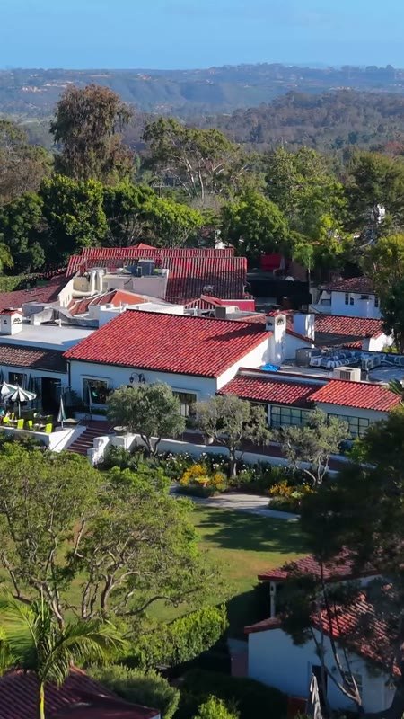 Rancho Santa Fe Aerial Drone Photo 23-3 (Vertical)