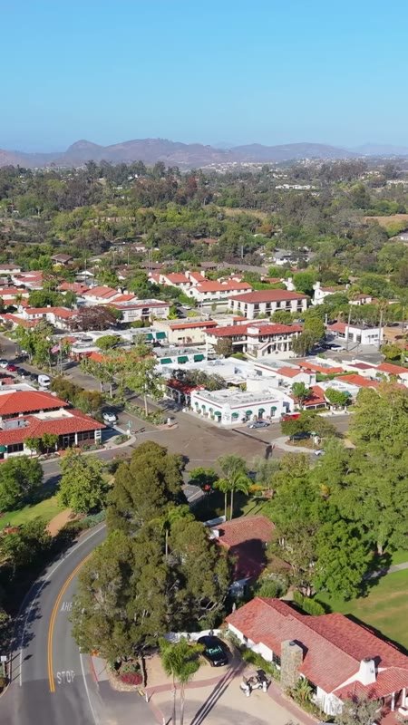Rancho Santa Fe Aerial Drone Photo 27-2 (Vertical)