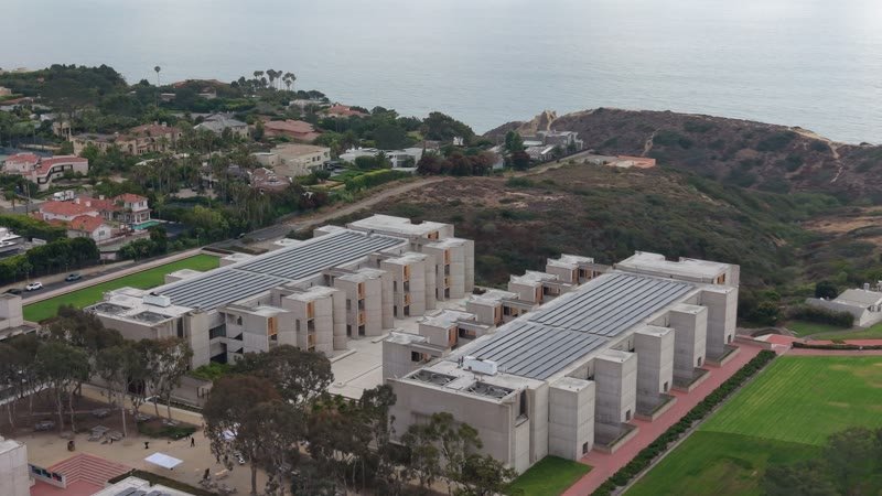 Aerial Profile of the Salk Institute Above La Jolla Shores – Cinematic Drone Angle