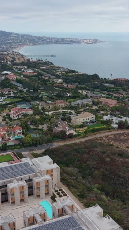 Salk Institute’s Twin Concrete Wings Above the La Jolla Bluffs – Golden Hour Frame (Vertical)
